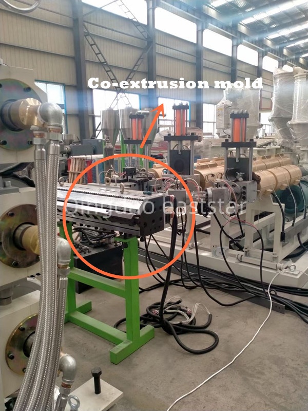 Professionaalne ABS-i mitmekihiline koekstrusioonlehtede tootmisliin võimaldab suure jõudlusega komposiitmaterjalide tootmist